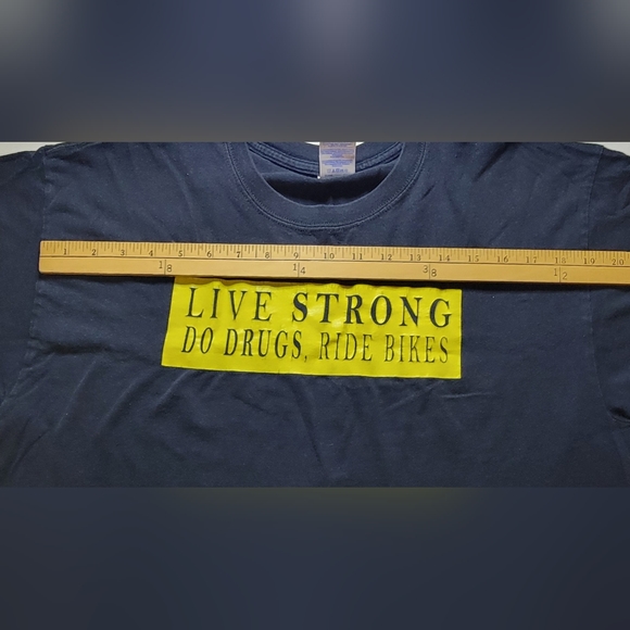 LIVE STRONG⚡️Do Drugs, Ride Bikes🚴‍♂️ tee - Picture 5 of 6
